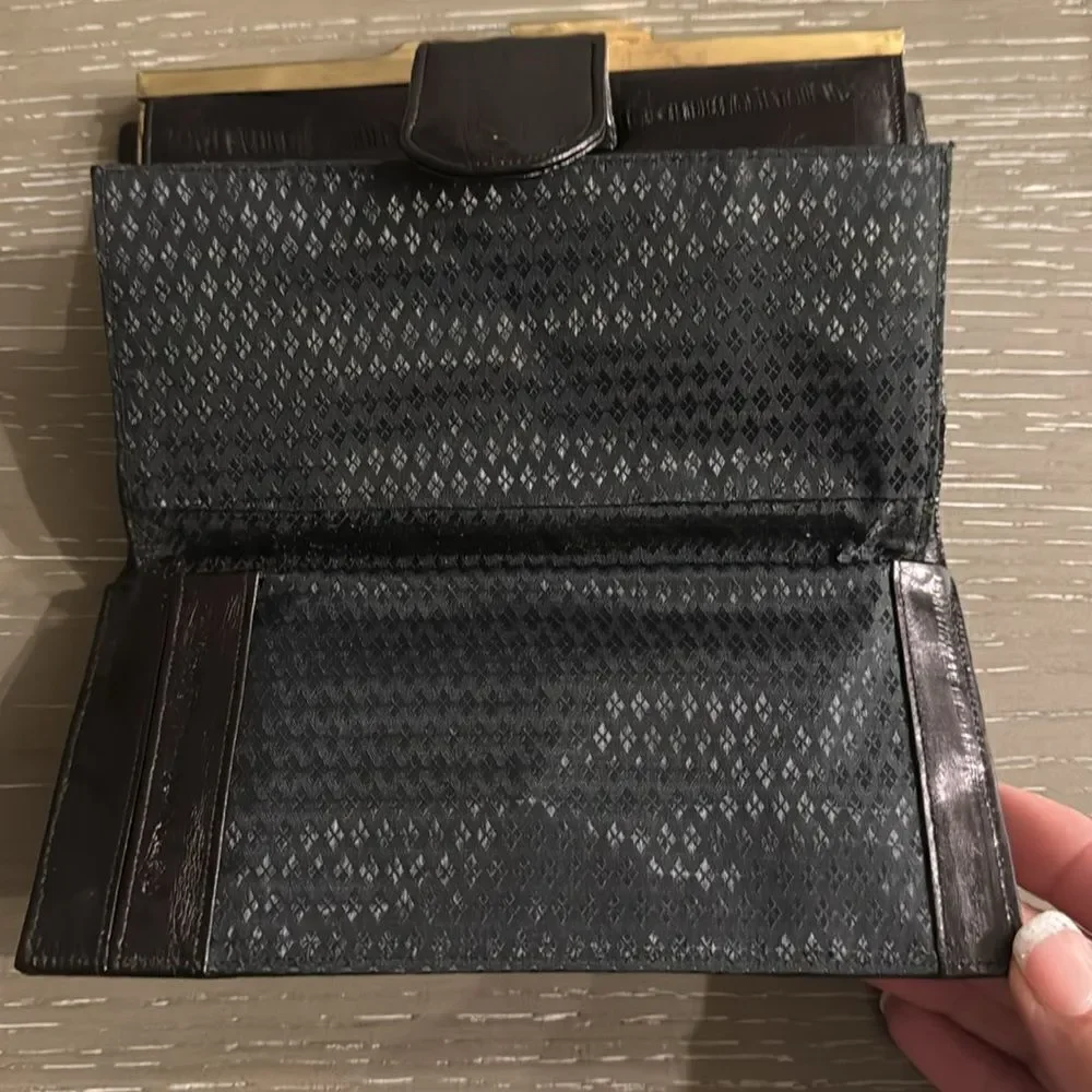 VINTAGE 1980s Brown Gold-Tone Structured EEL Skin Multi Compartment Snap Wallet